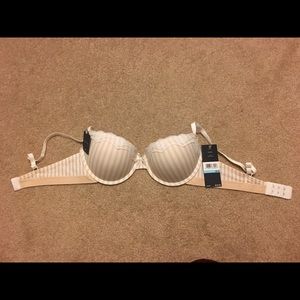 Tommy Hilfiger 34C bra white beige stripes